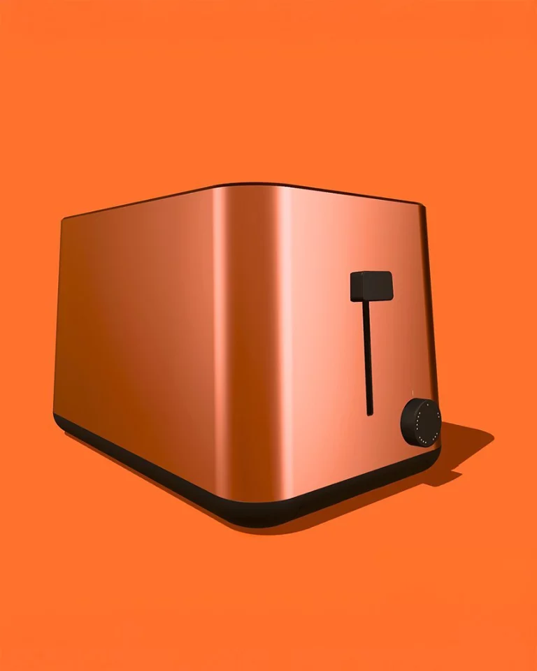 Industriedesign Studie Toaster mit gebürsteter Oberfläche von Platt & Form